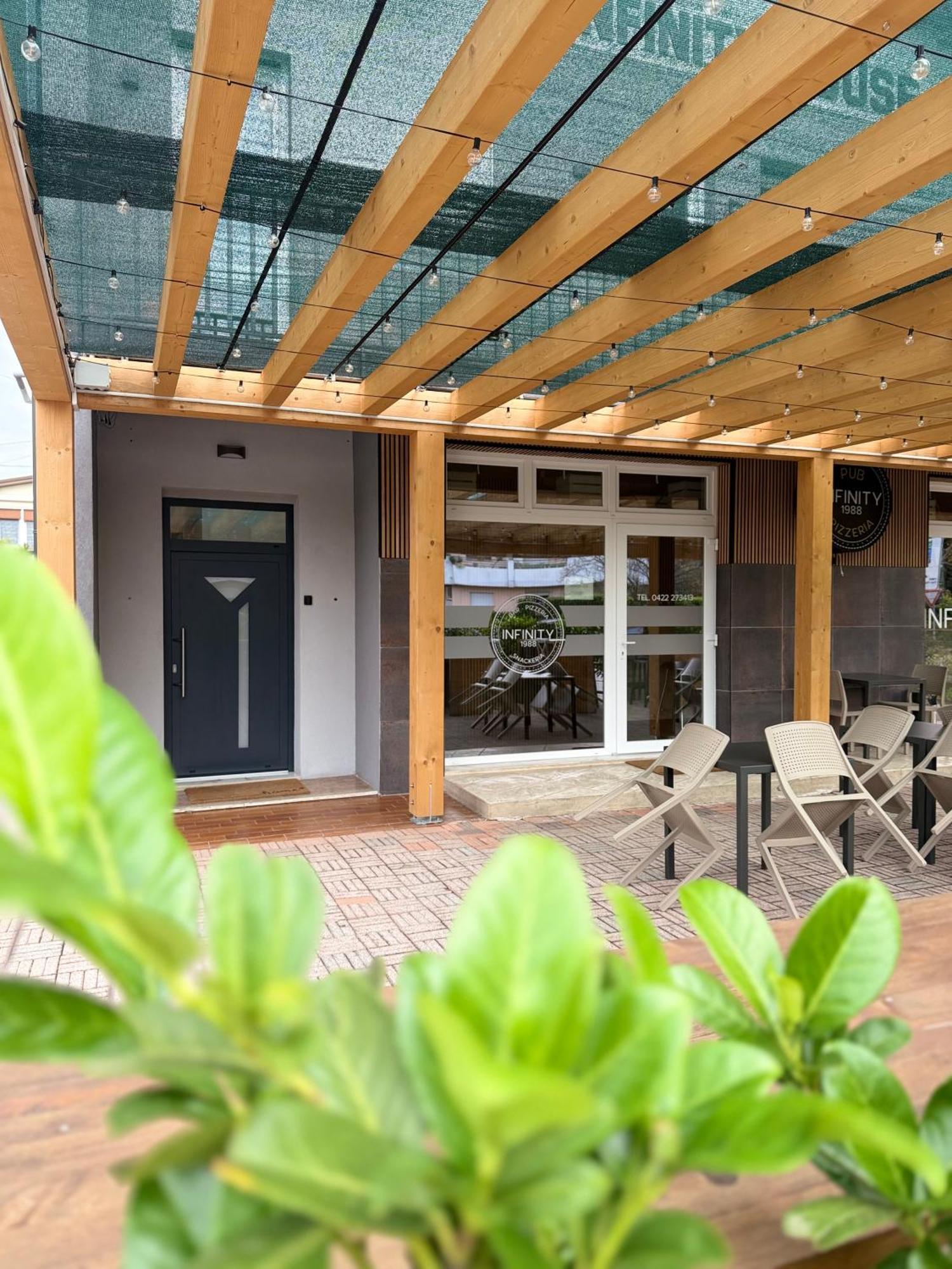 Hotel Infinity House - Eleganza Moderna Tra Treviso E Venezia Casièr Exterior foto